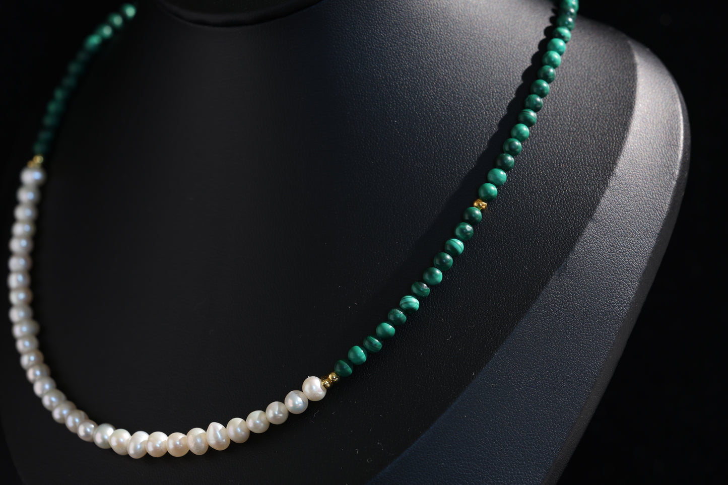 Natural Malachite 丨 Freshwater Rice Pearls Necklace