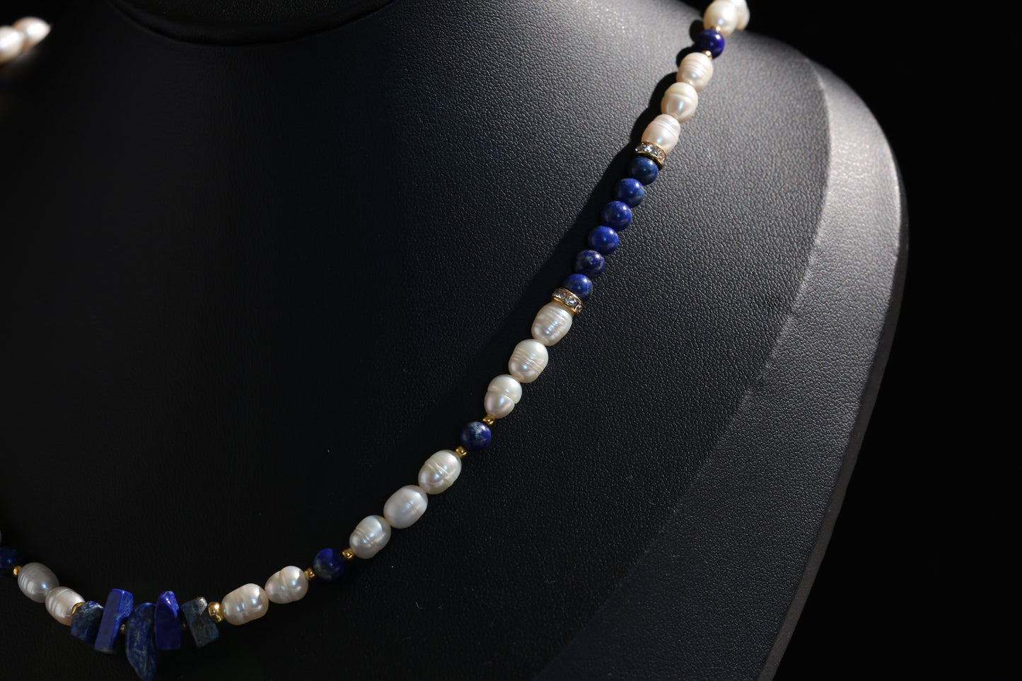 Natural Lapis Lazuli 丨 Freshwater Rice Pearls Necklace