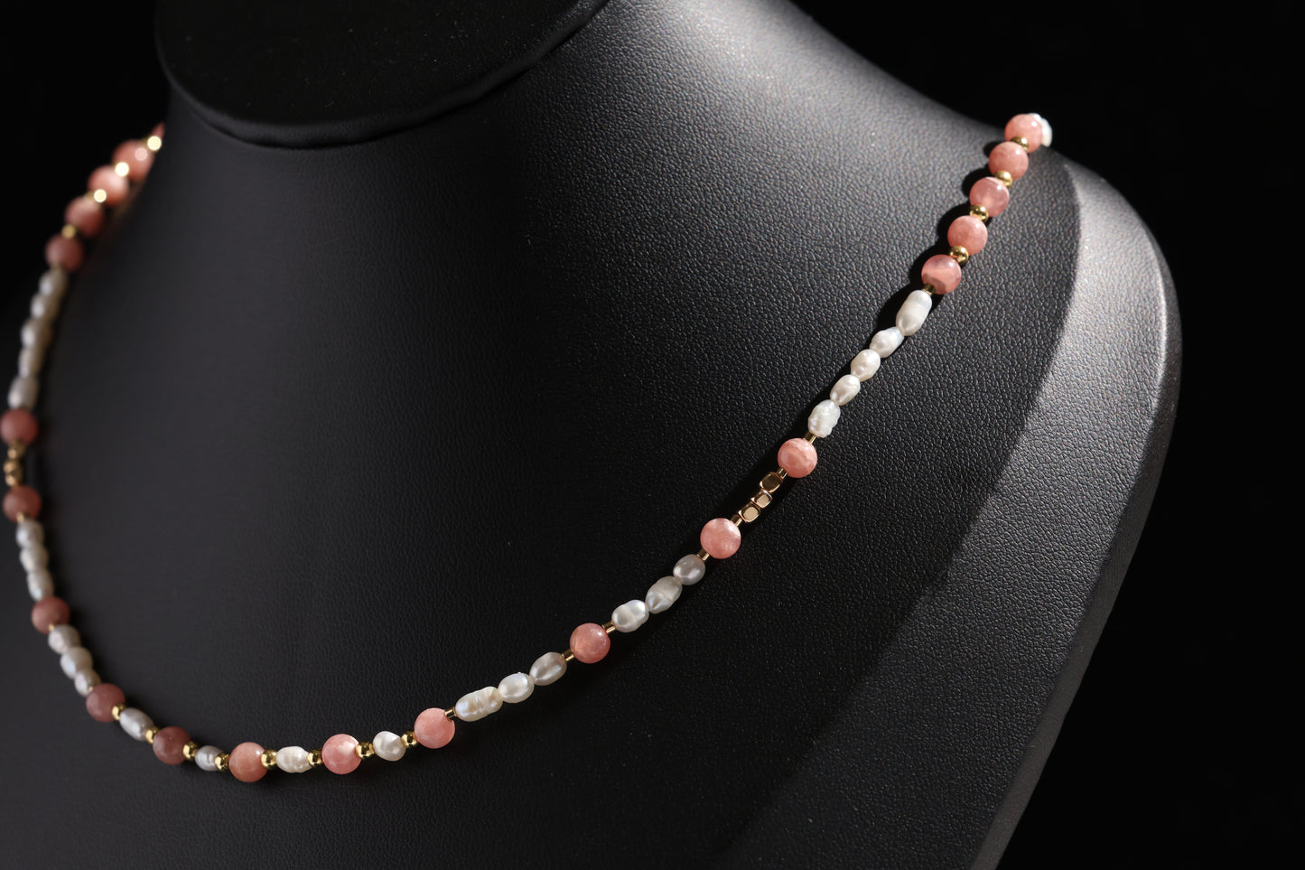 Natural Rhodochrosite 丨 Freshwater Rice Pearls Necklace