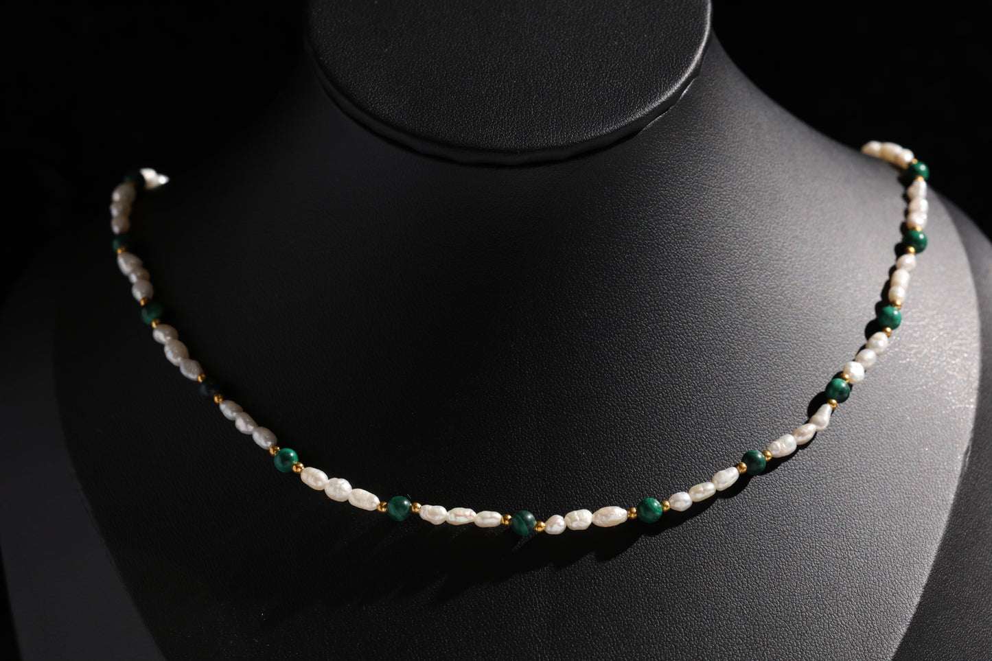 Natural Malachite 丨 Freshwater Rice Pearls Necklace
