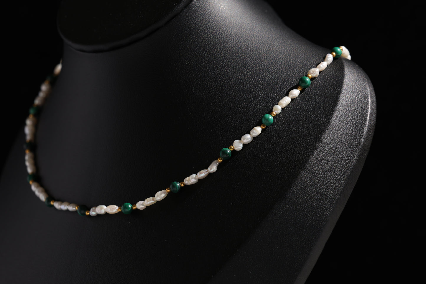Natural Malachite 丨 Freshwater Rice Pearls Necklace