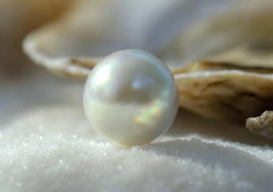 Comparison between saltwater pearls and freshwater pearls