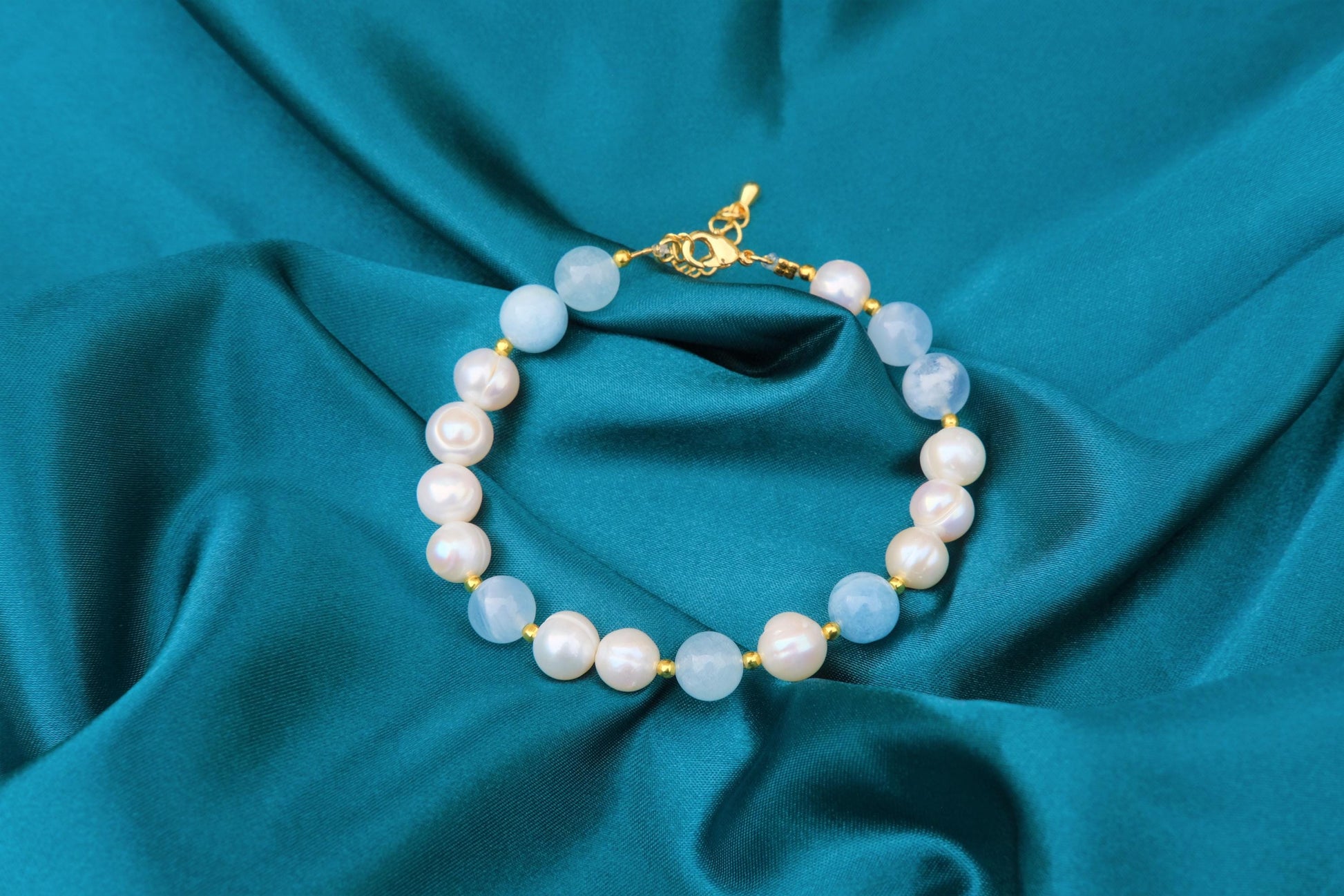 Natural Freshwater White Pearl | Natural Aquamarine Design Bracelet | 7-inch + 2-inch Extension Chain —Designed by YL