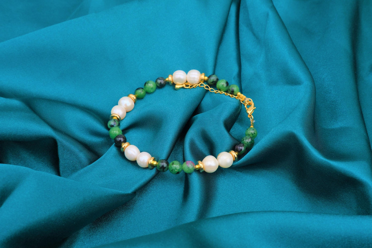 Natural Freshwater White Pearl | Natural Zoisite Design Bracelet | 7.5-inch + 2-inch Extension Chain —Designed by YL